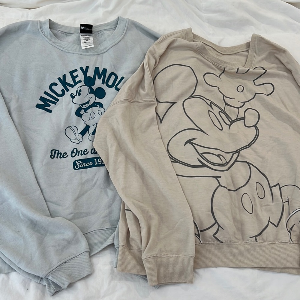 Mickey Mouse pullovers